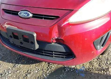 2013 Ford Fiesta Se z USA, uszkodzony, nr VIN 3FADP4EJ7DM136544